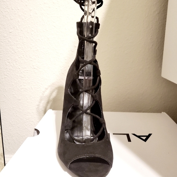 Aldo | Miroiwen Lace-Up StilettoT - Picture 2 of 9